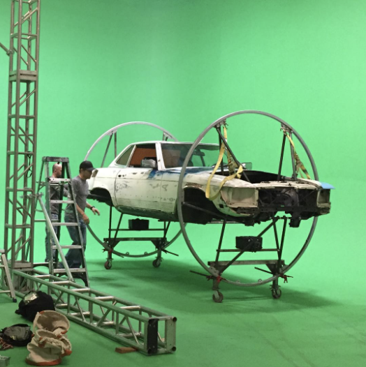 GreeneryStudios's tweet photo. BTS car accident scenes - #greenscreen #vfxfilmset #greencyc #moviemaking #greenerystudios https://t.co/eyQRwEkO5U