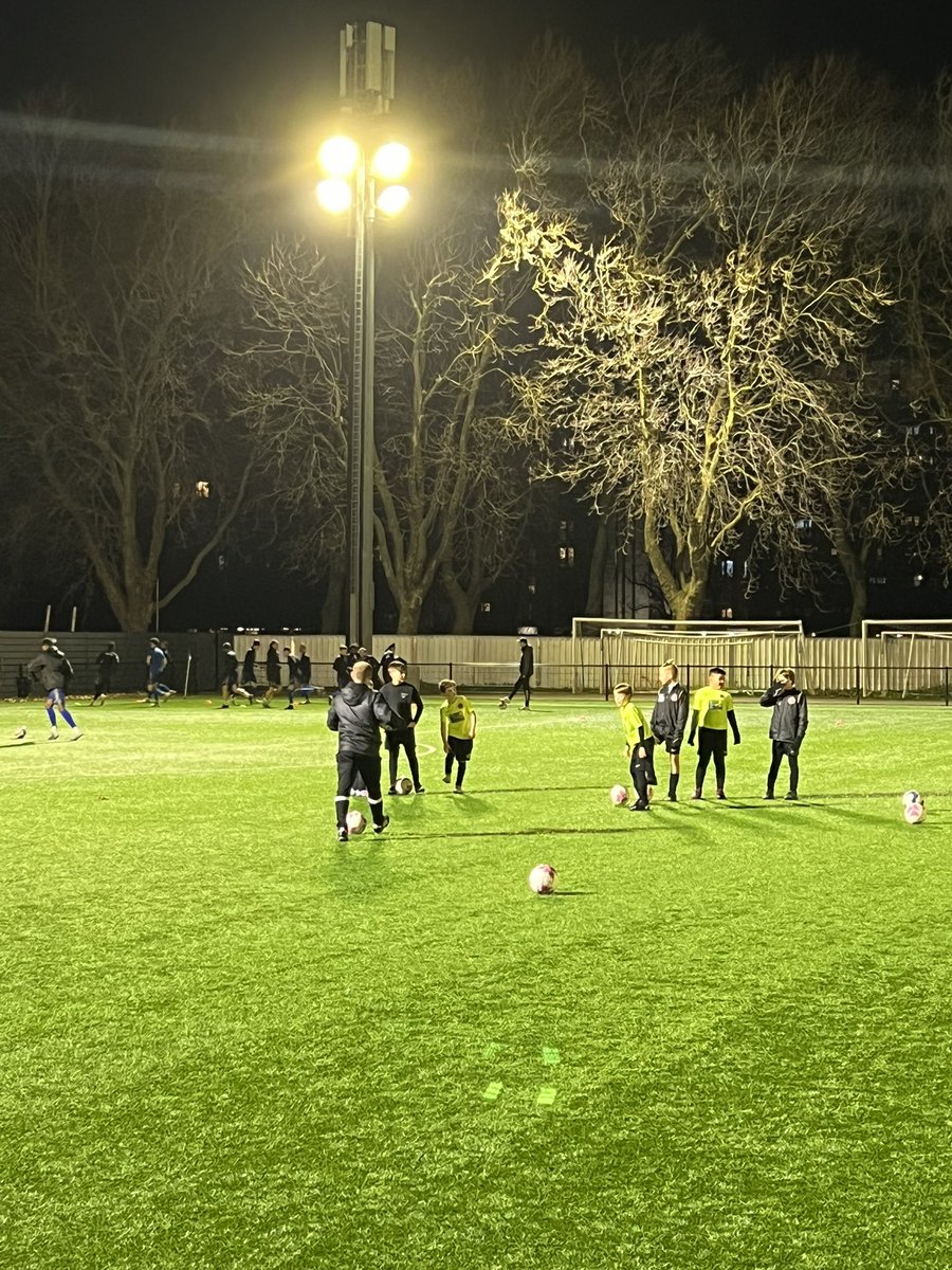 Romford FC tweet media