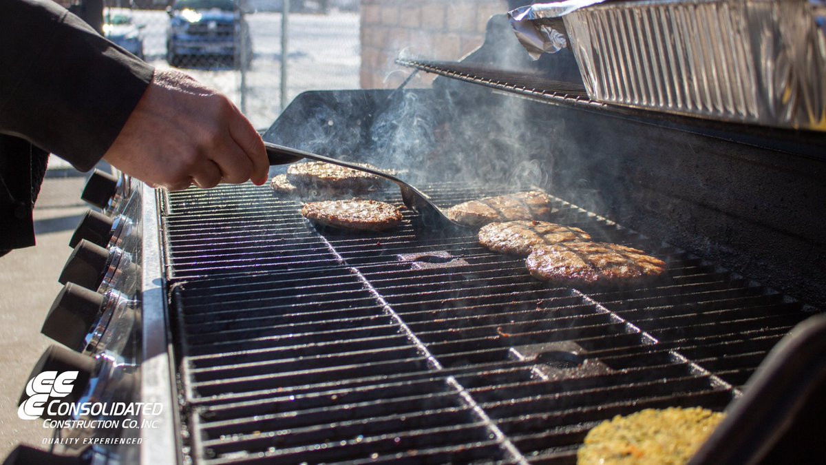 1Call2Build's tweet image. Our Appleton office enjoyed a lunch cookout to close out the workweek! Happy Friday!