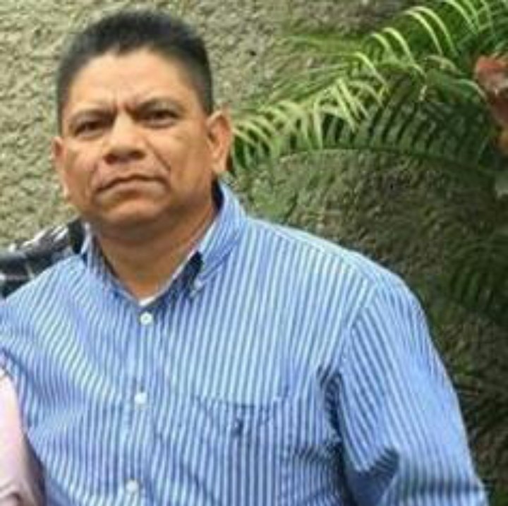 victorherrerari's tweet photo. Hoy hace 8 años, fuiste víctima de desaparición forzada, pero apresar del tiempo,  no se cura este dolor y estás heridas, que nos ocasionaron, al arrebate de nuestro lado.
Pero continuamos en tu búsqueda y no descansaremos hasta hacerte justicia.

Francisco Herrera Rivera https://t.co/RkJmH7RD1f