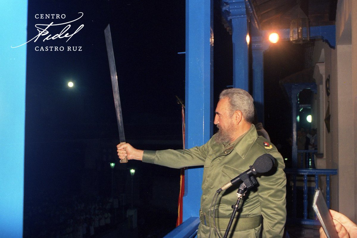 centrofidel's tweet photo. #Fidel:"La guerra de 1895, llena de páginas extraordinariamente heroicas, de increíbles sacrificios, grandes proezas militares; (...) no culminó en el triunfo definitivo de la causa, pero cada una de ellas fue un paso de avance, un salto hacia el futuro". #FidelVive https://t.co/IV0UuZG1qg
