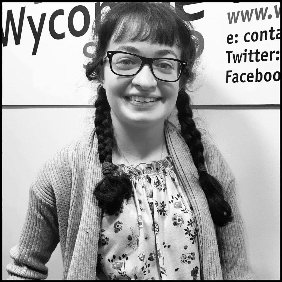 shirlpuzz's tweet image. Azealia Banks - ‘212’