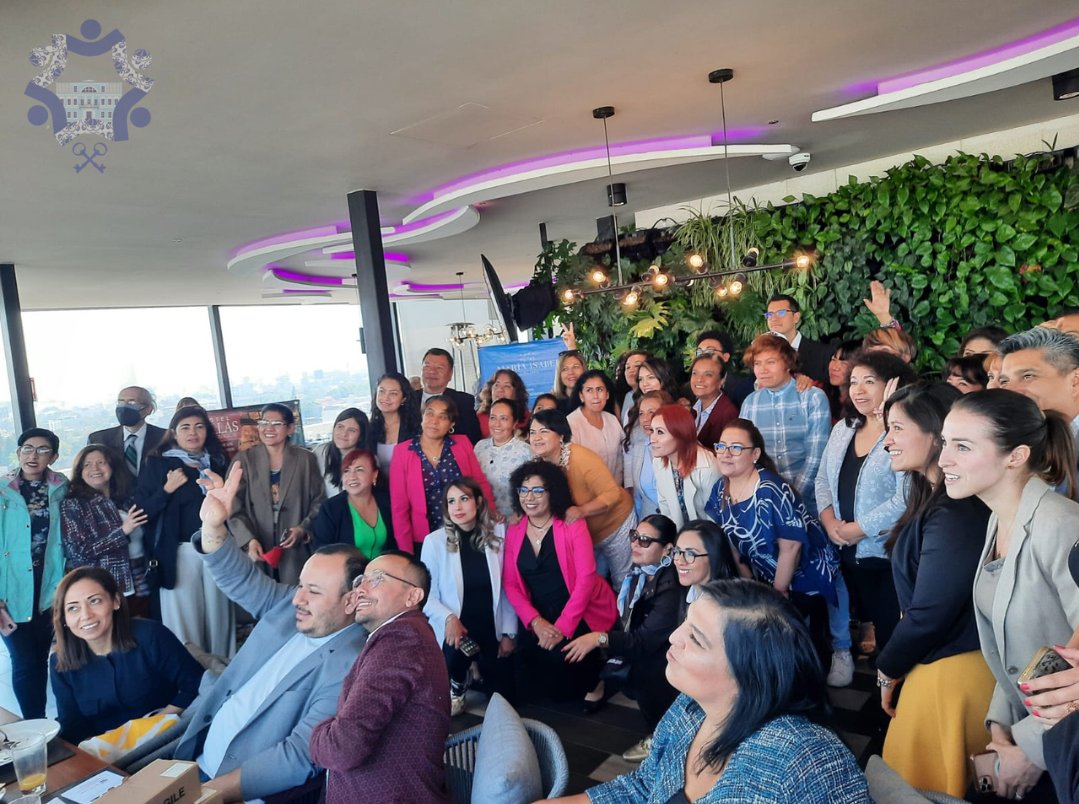 APHYM1's tweet photo. La #APHM presente en el evento "Empodera tu Marca con más de 80 Agencias de Viaje y Tour Operadores" en el Hotel Hotsson CDMX, tuvimos la gran oportunidad de reforzar la alianza del Turismo y el apoyo a nuestros socios. 
Trabajamos para crecer y estar en actualización constante. https://t.co/MullvmzSlq