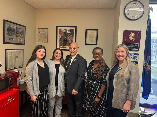 Cleary School for the Deaf tweet media