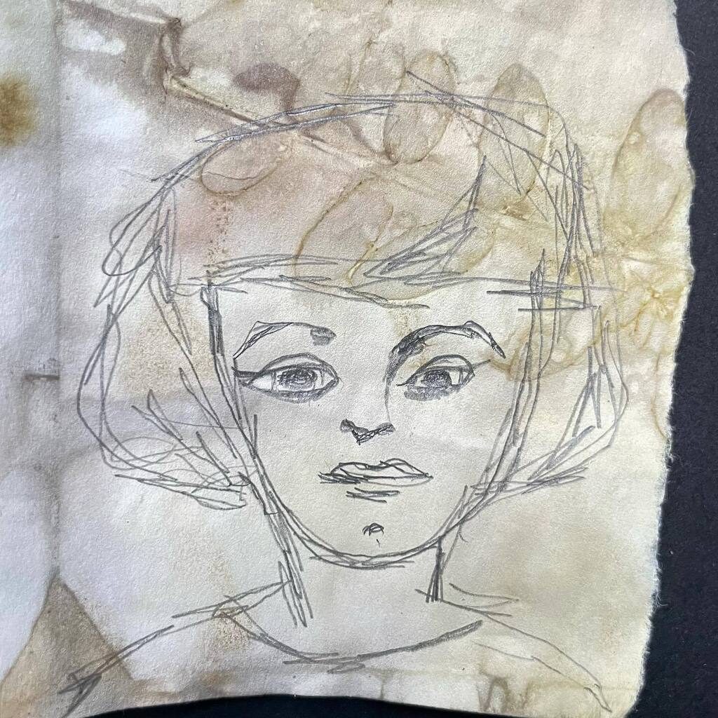 CraftyHope's tweet photo. Day 3 of #making100faces for #the100dayproject 

Not my best, but I was definitely in a rush today. I’ve got 97 more days to practice. No worries! 

#100dayproject #the100dayproject2023 #makingfaces #drawingfaces #facedoodle #doodledface #ecoprint #ecodye https://t.co/vwWnW5jus6 https://t.co/4JIAViSsan