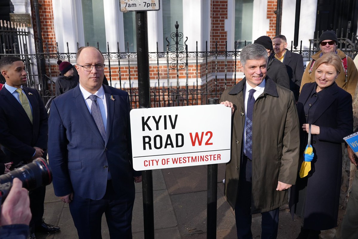 On the first anniversary of the full-scale invasion of Ukraine we unveiled #KyivRoad - a new road name in the centre of London 🇺🇦  

#StandWithUkraine