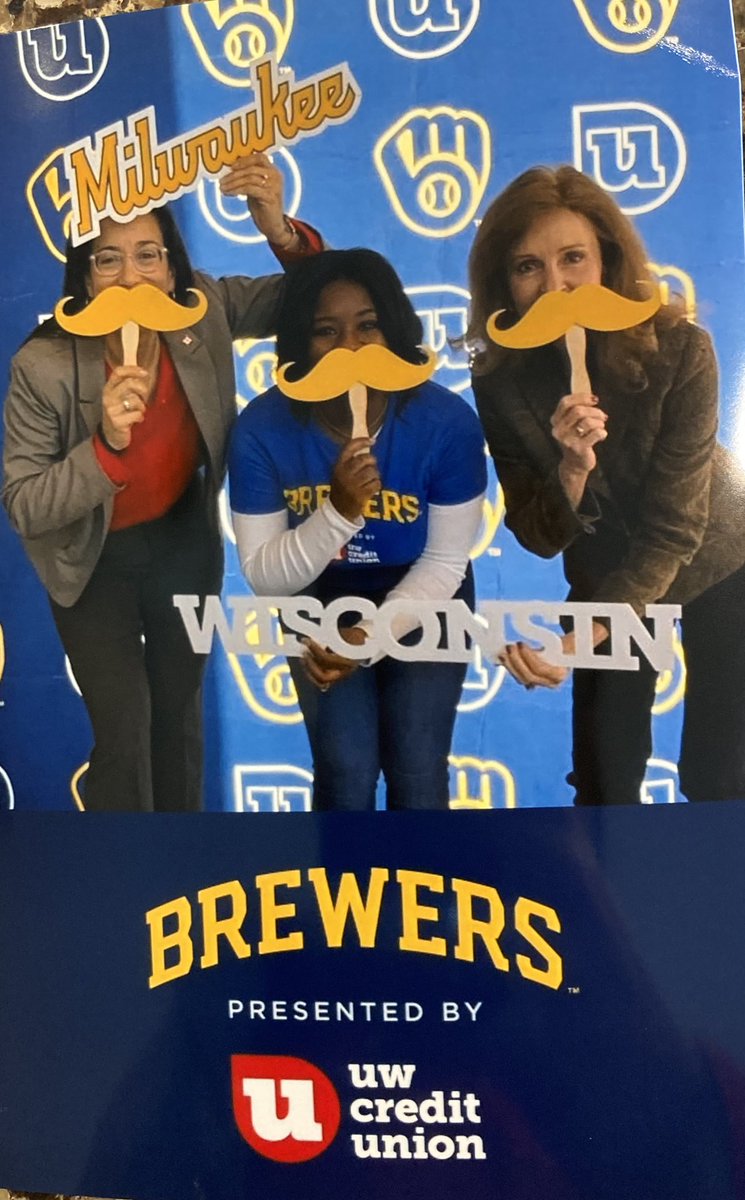 Leana Nakielski tweet media