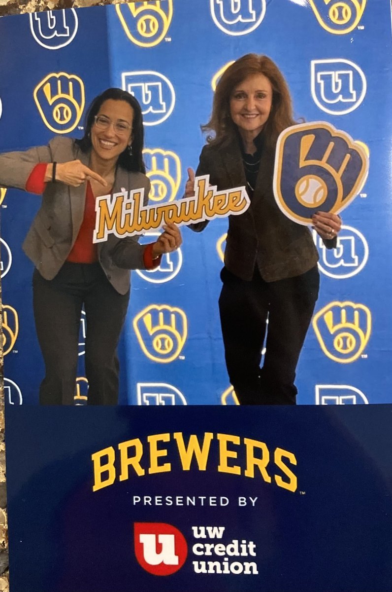 Leana Nakielski tweet media