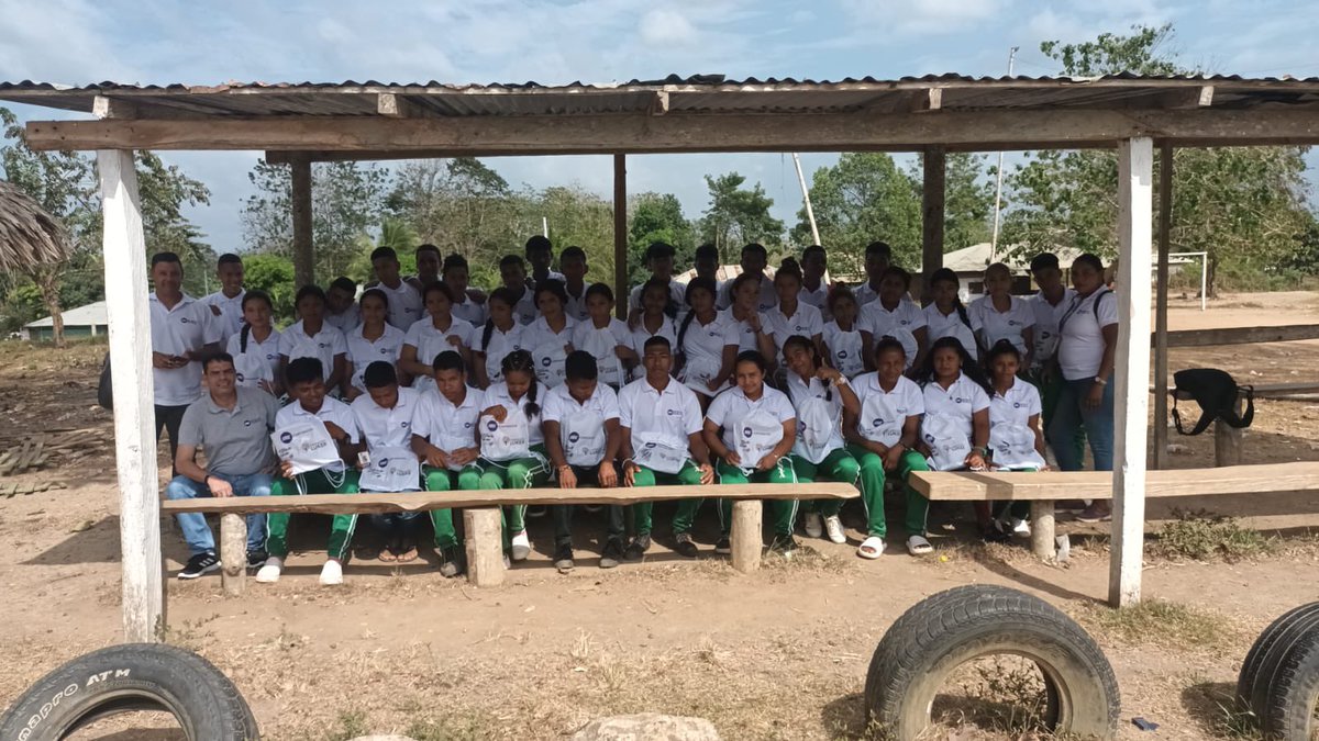 soyimeista's tweet photo. En IME transformamos desde el ser y el hacer ✏️💡
En convenio con @FundacionLuker estudiantes de Agente de Turismo de Necoclí Vereda Tulapita, Auxiliar Mercadeo y Ventas de Necoclí Corregimiento Pueblo Nuevo y Auxiliar Administrativo de Necoclí Vereda Garitón. 💜 #tranformar https://t.co/92Vi5B6qBG