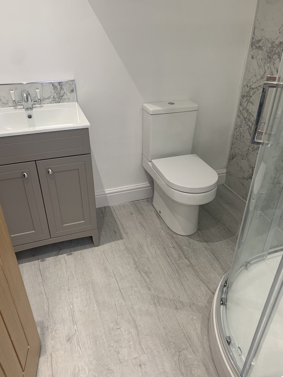 Final touches to our apartment refurb in Chester bringing a tired property back to life…..
#chester #rental #propertydevelopment #project #kitchen #plastering #joinery 
#hintonpayne hintonpayne.com