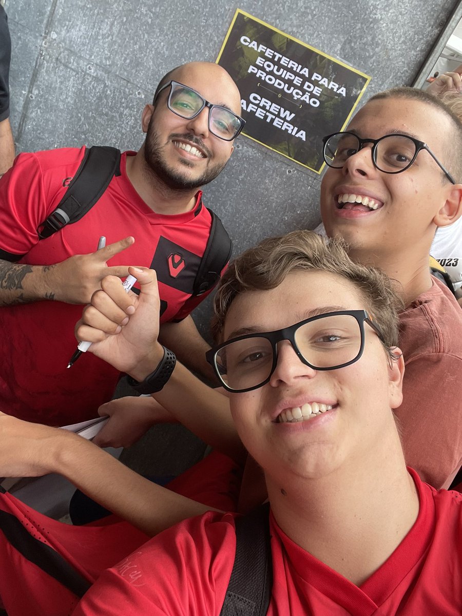 gui_bc1012's tweet image. c eu fui triste eu nn me lembro pqp