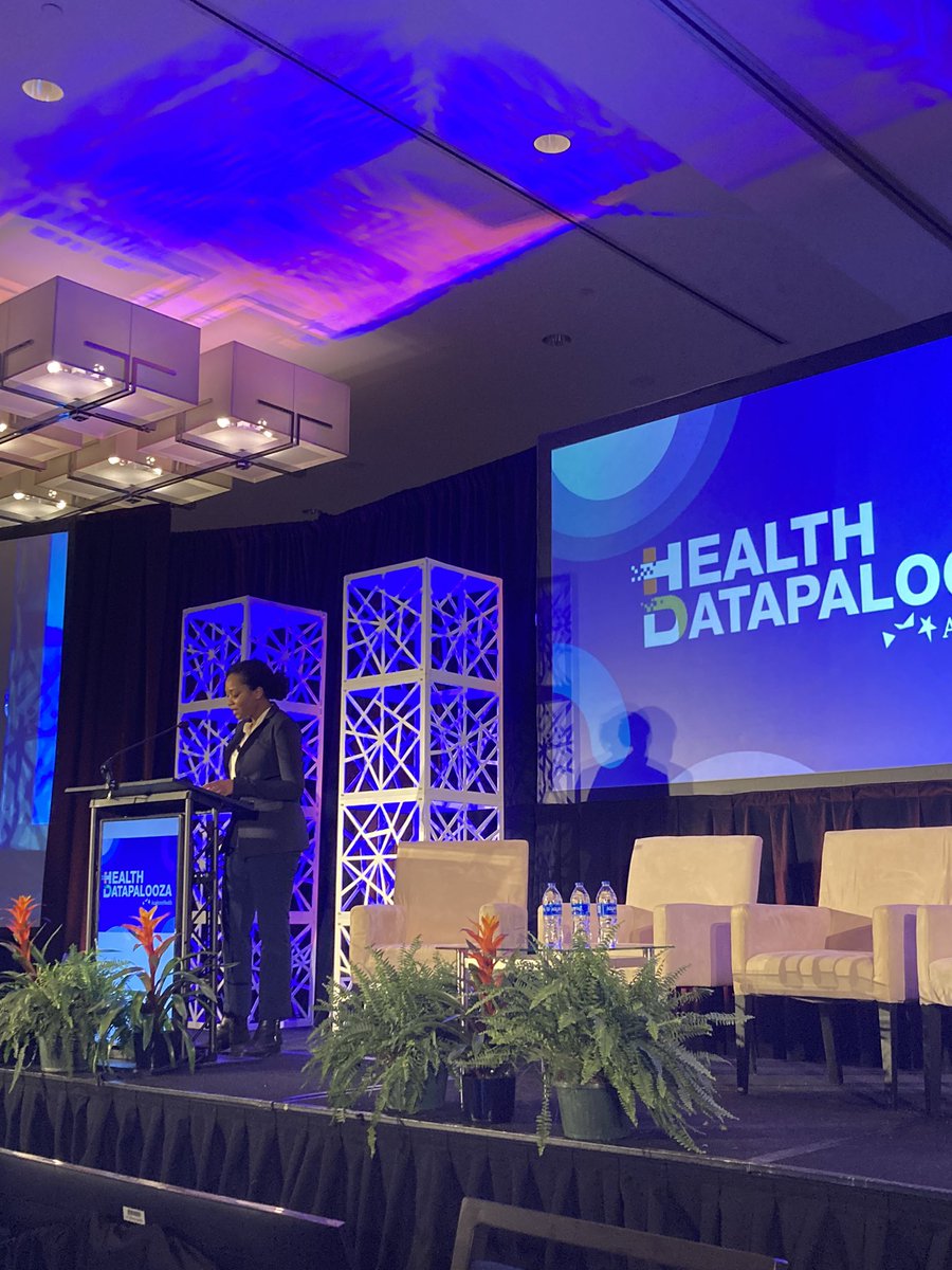 .@KisteinM kicks off the final set of plenaries at #hdpalooza