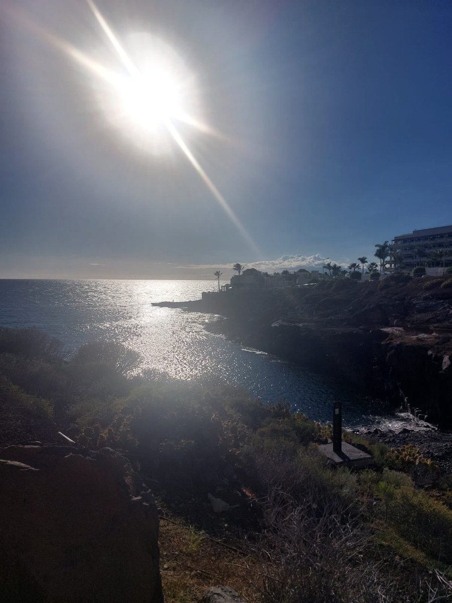 BellyMcfc's tweet photo. Scattered some of my princesses ashes this evening in this beautiful spot. It’s something I truly wish I never had to do, but it’s a beautiful spot for a beautiful soul. I really miss you but your in my heart and you go everywhere I do 💖💖💖💖 https://t.co/H3BlCnpbAM