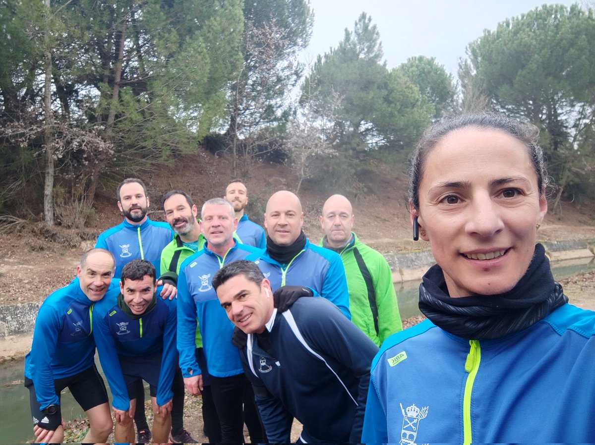 Elvira_Hidalgo2's tweet image. Carrera de Unidad en Laguna de Duero con  #USBA El Empecinado.
El recorrido por el Canal del Duero sirve de entrenamiento  @medialeon
@laa_jesus Qué el ritmo no pare!!!!💪🏃🏼🏃🏽‍♀️🇪🇸