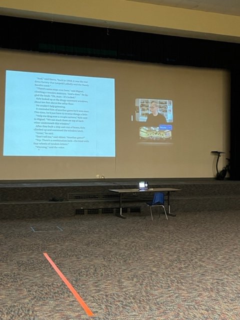 Thanks <a href="/CGrabenstein/">Chris Grabenstein</a> for meeting with Hillendale's third graders! We are very excited about our "Escape to Mr. Lemoncello's Library" read-a-thon tonight! 📖 #happyhillendale