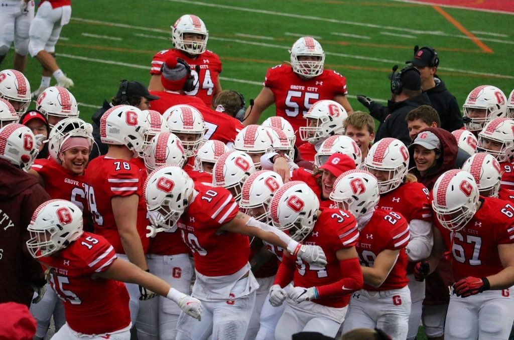 CoachBaney's tweet image. It’s that weekend vibe! We stay focused on the vision, and as always we just keep building! 

Have a great weekend. #ComeBuildWithUs #BrickByBrickGCC