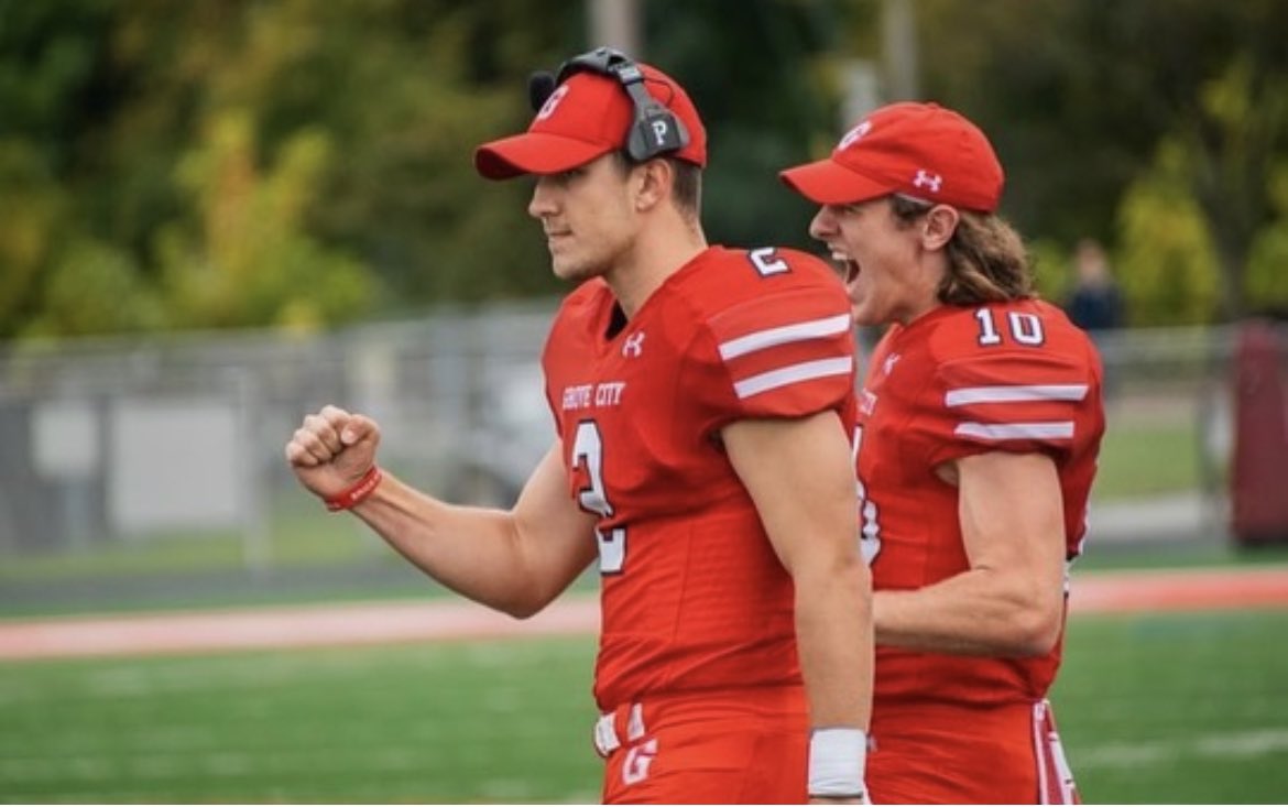 CoachBaney's tweet image. It’s that weekend vibe! We stay focused on the vision, and as always we just keep building! 

Have a great weekend. #ComeBuildWithUs #BrickByBrickGCC