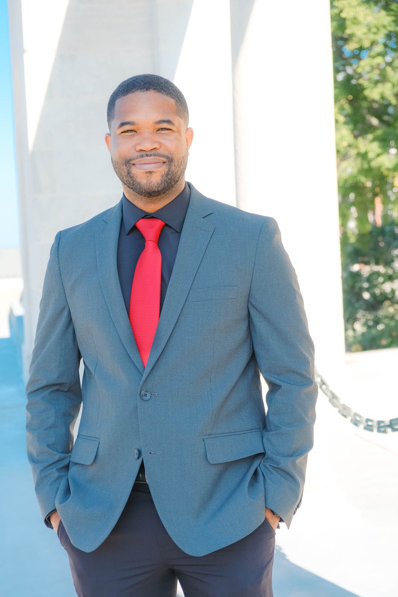 Congrats to Dr. Kerron Joseph, Assistant Professor of Finance.

Dr. Joseph was chosen as an inaugural member of  the PhD Project Advisory Council (PAC-15).  Founded in 1994, The PhD Project works to increase diversity in the business world. #wku #youbelongatgfcb