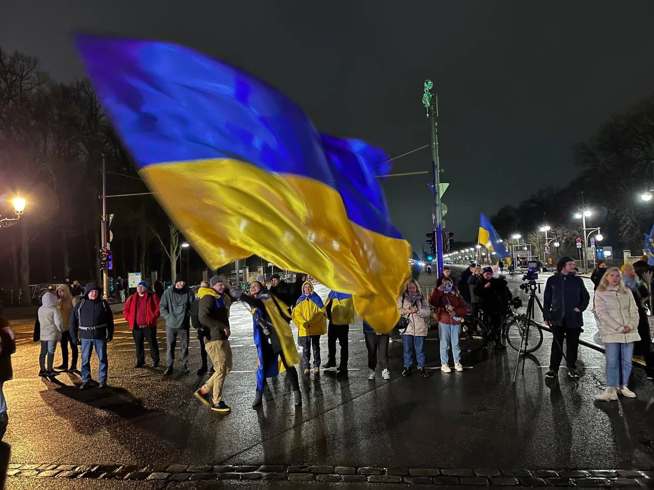 nexta-on-twitter-in-berlin-more-than-10-000-people-came-out-for-the