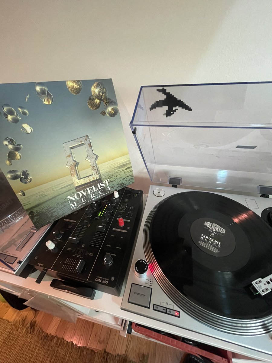 Count Zero tweet media