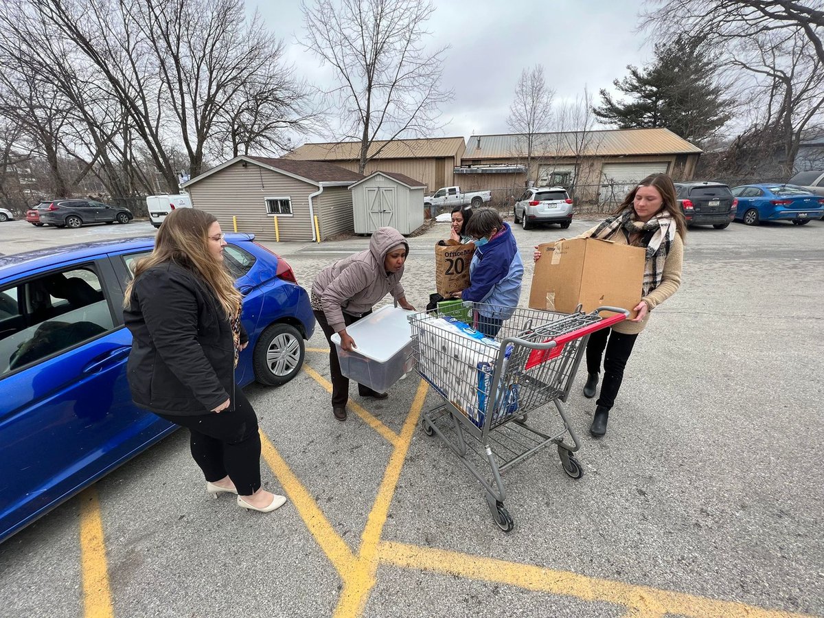 FinancialPlusCU's tweet image. Thank you to all our members who donated personal hygiene products, winter clothing, cleaning supplies, and more to our donation drive for the Bidwell Riverside Center! We were able to drop off over eight shopping carts worth of supplies, we couldn't have done it without you!