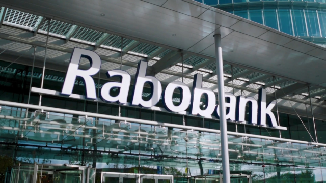Rabobank uses Pega's Customer Decision Hub to detect and understand customer needs, then deliver a relevant next-best action. Real-time personalization --&gt; 4x increase in click-through rate and billions personalized interactions/year -- with 0 downtime! pe.ga/3xO8CQE