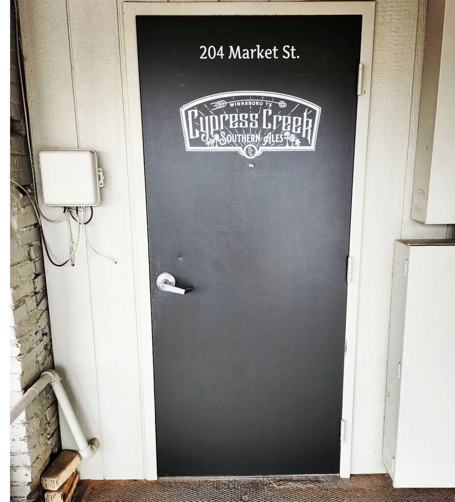 Whoa!!!

#itsabouttime #craftbeer #craftwine #smallplates #tapas #texas #texasbeer #social #theplacewherefriendsmeet #comingsoon instagr.am/p/CpDq6bYpYjl/