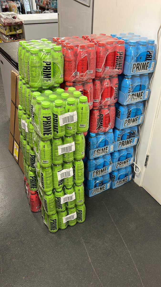 AmanKD93's tweet photo. @prime_tracker Available in my Spar store in Cardiff! Location is in St Edeyrns Village, Church road. https://t.co/6kmRbPn3WZ