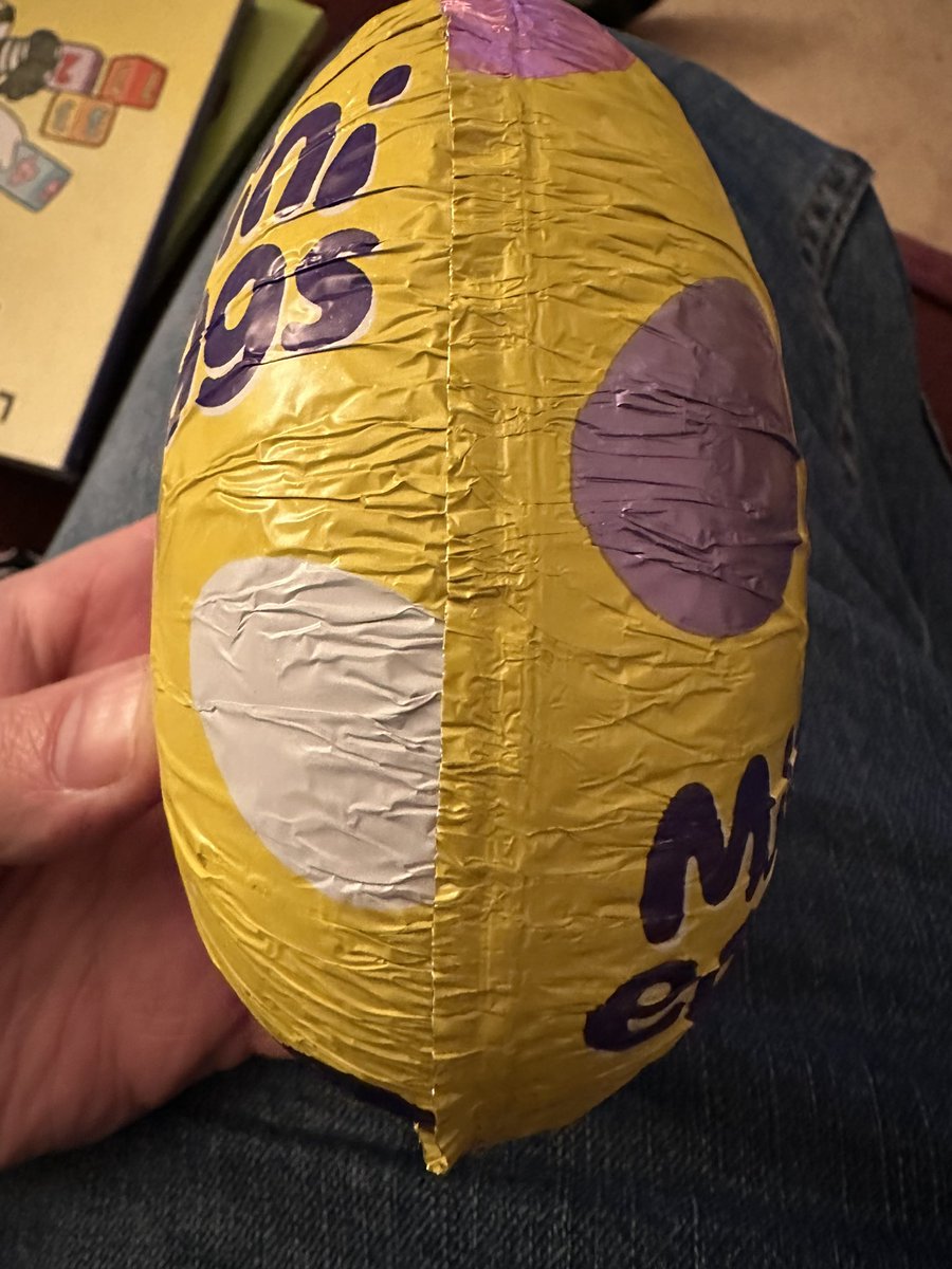 KeithorKeith's tweet photo. @CadburyUK you can’t afford to give us egg shaped easter eggs anymore? Good job. https://t.co/NbrFYCWdnM