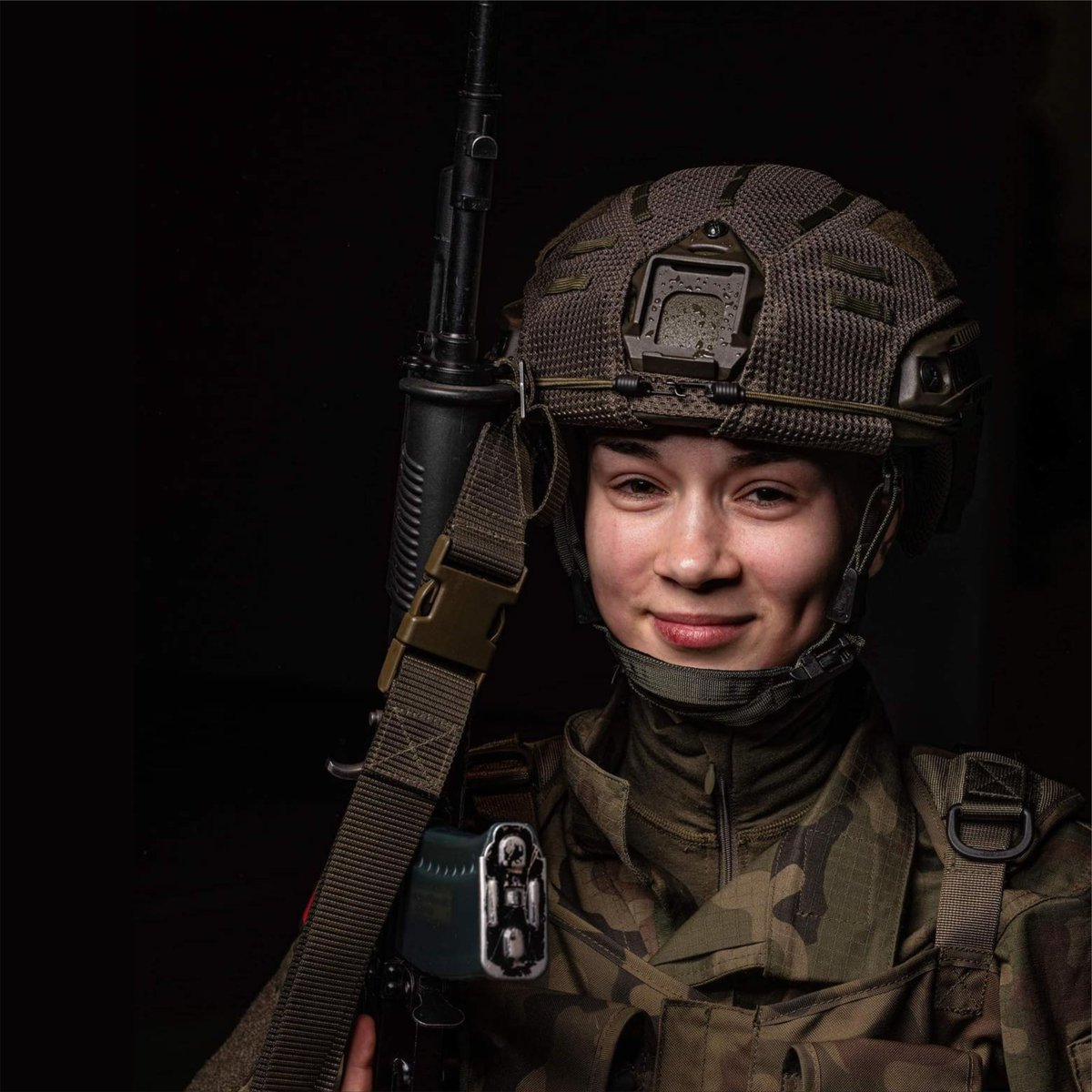 „Nie potrzebuję miliona fallowersów - żeby zmienić coś w swoim życiu – wystarczy mi satysfakcja jaką daje mi to, że tu jestem” – powiedziała nam dziś Aleksandra, która od 20 marca jest żołnierzem dobrowolnej zasadniczej służby wojskowej #DZSW w <a href="/ZAWISZACY/">15 Giżycka Brygada Zmechanizowana</a>