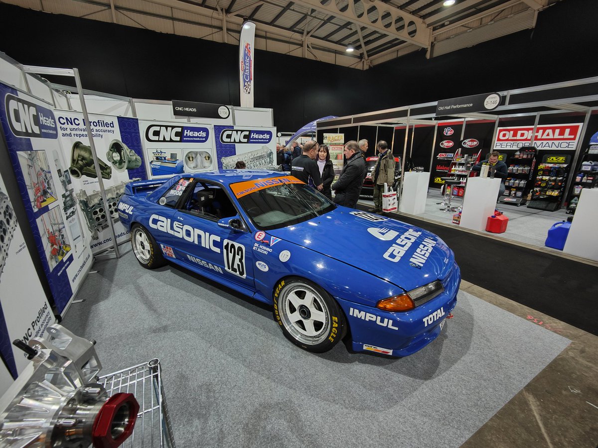 EntirelyClassic's tweet image. Day 1 of @RaceRetro_ is done #racecars 

#raceretro #becauseracecar