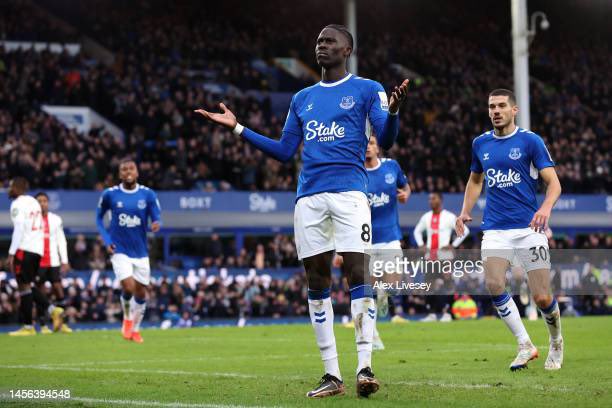 Forever Everton // Rob tweet media