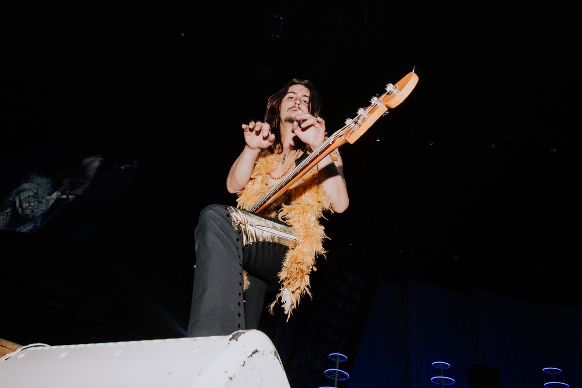 Greta Van Fleet tweet media