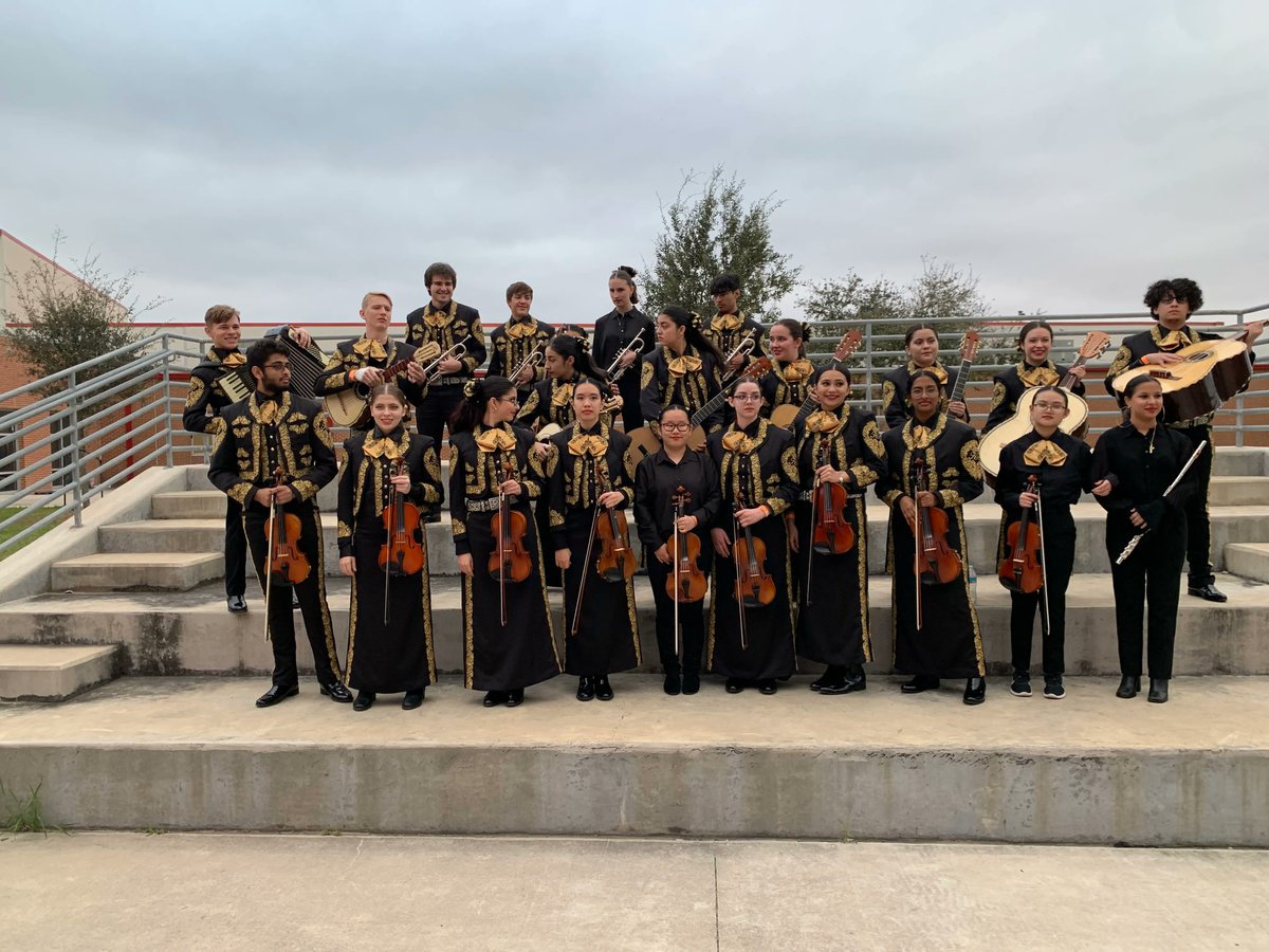 KleinISD's tweet image. Good luck to our @KleinOak Pumas de Oro &amp;amp; @KleinCollins Mariachi Tigres as they compete at the UIL State Mariachi Festival this weekend! 🎻🎶