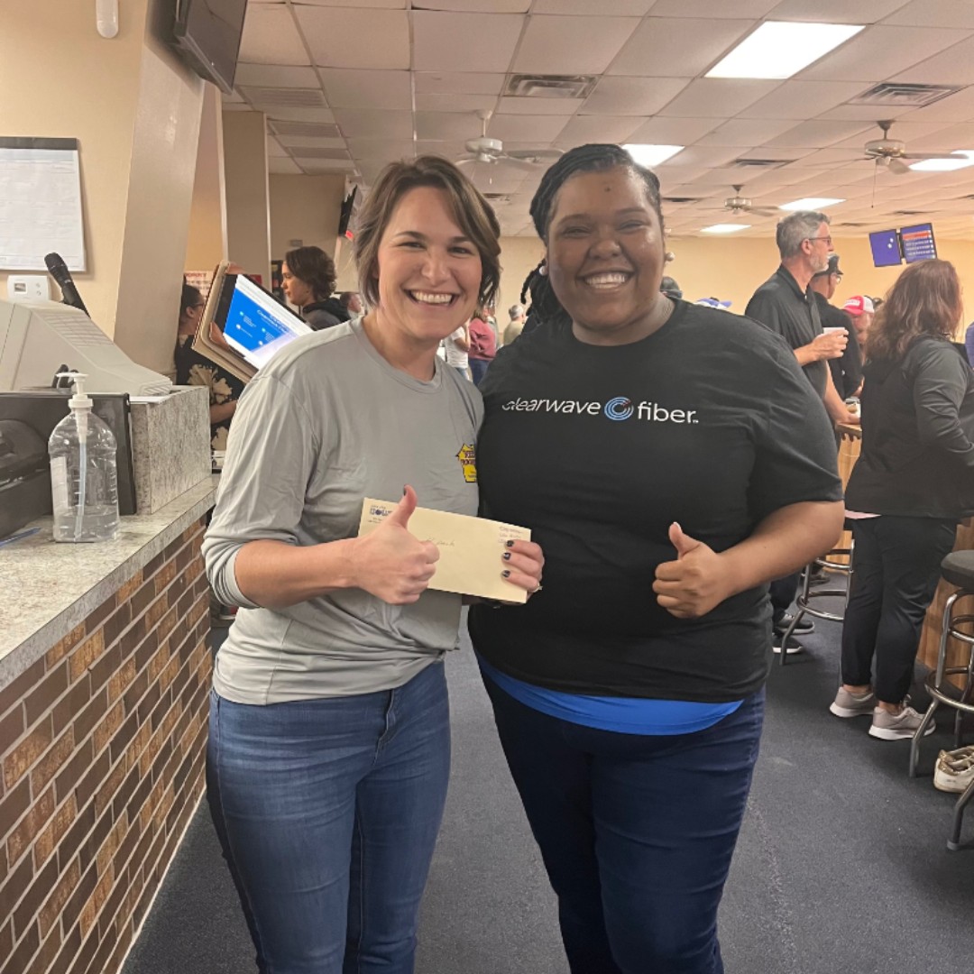 Clearwave_Fiber's tweet photo. Everybody, get your bowl on! 🎳 The Rotary club’s annual Lake City Bowl was excellent! Clearwave won 3 awesome door prizes and donated them to other attendees. Plus, the koozies were a big hit!

#FiberCommunity #FiberOptics #Sponorships #FiberInternet https://t.co/0hFhYI5w7b
