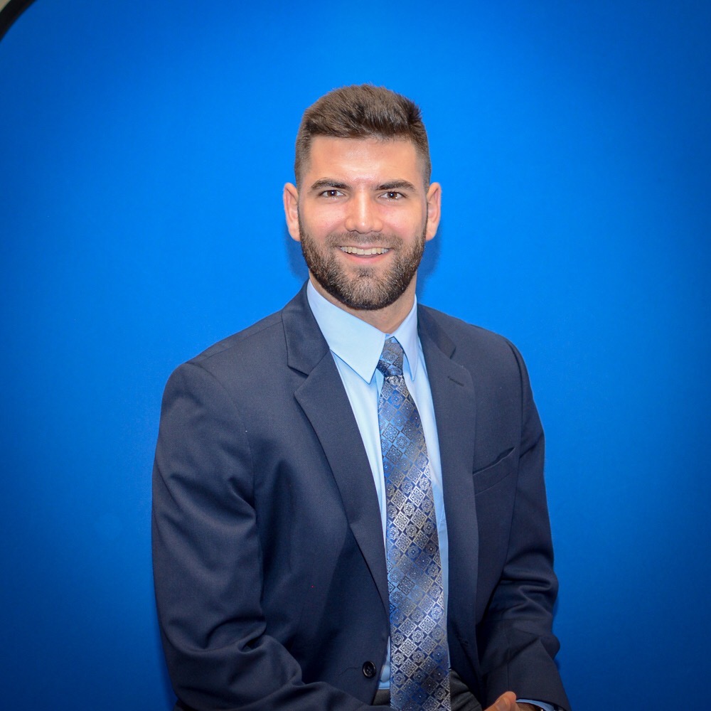 stambrose's tweet photo. At SAU, Matt Thole '19 discovered an environment that encouraged his own tenacity. His commitment to excellence paid off: three degrees earned in just 3.5 years and a job after graduation. Learn about Matt and his #AmbrosianValue of lifelong learning: https://t.co/gT0zFH25JN https://t.co/6QSKDZtSJG