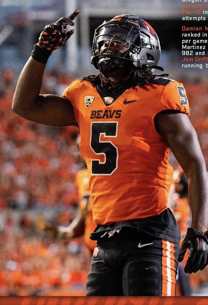carlonjones11's tweet image. After a great conversation with @LegiSuiaunoa I have my 2nd P5 offer from Oregon State Beavers!! Let’s chop wood!! @dctf @RivalsNick @TFloss32 @On3Recruits @GPowersScout No days off let’s work!!