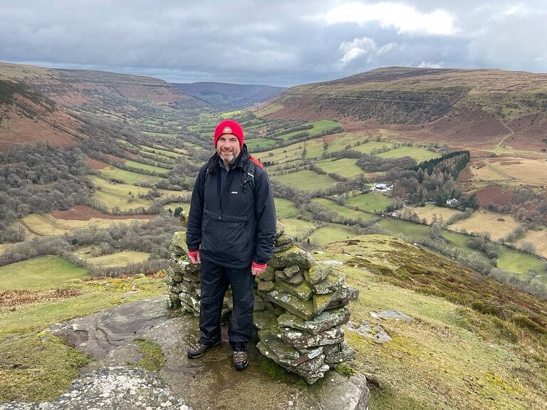 A much needed day out of the office!  A bit wet, cold and grey in places but well worth it. 

#haybluff #blackmountain #wales #powys #hiking #walking #mountains #view instagr.am/p/CpDzENKARJ0/