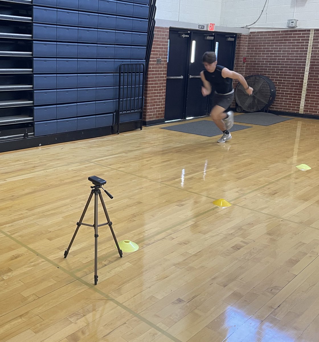 StrengthAhs's tweet photo. Data below shows last springs best 10 yard fly with 5 yard lead in (Average) compared to our current best (same students). We still have over 1/2 a semester to go!  Can’t wait to see where they end up. 

#AbingdonBuilt #FastFalcons https://t.co/5hh7qqTTOq
