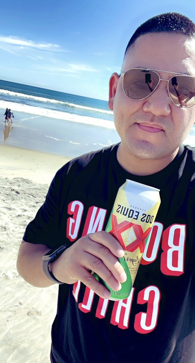 RealSpurnandez's tweet photo. Nope I’m the outlier don’t worry tho I’ll be rocking #BoxingAndChill in Vegas tho , ready to bet 💯? 🤑 #TeamRy  #boxing #DavisGarcia https://t.co/KFX1XjehcK