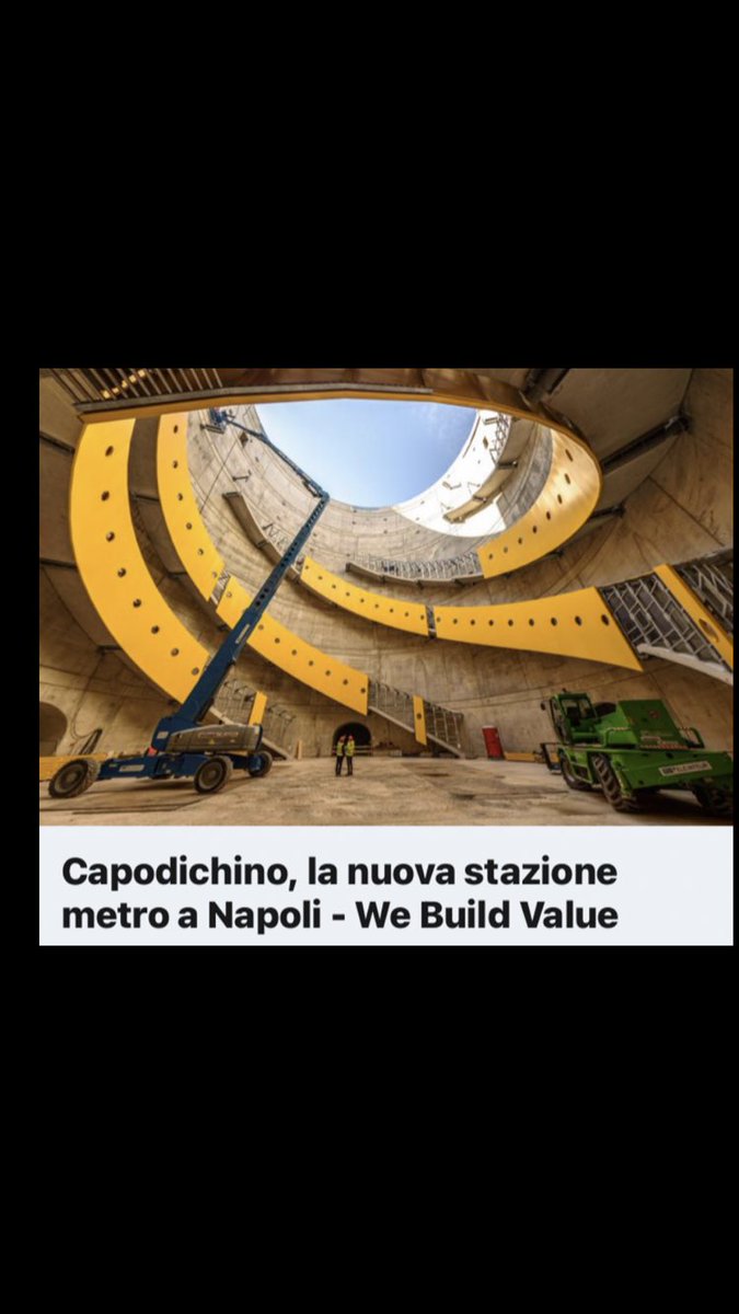 alessiomagno1's tweet photo. In opera la stazione della Metropolitana di Capodichino a Napoli; si ispira al Pozzo di San Patrizio di Orvieto. E niente, a Napoli le stazioni della Metropolitana, se non le facciamo stupende non le accettiamo😉😂👍🏻👍🏻 https://t.co/Ui8FEo5lVY