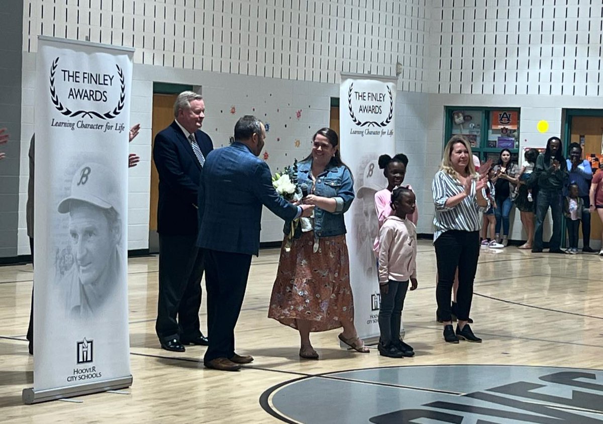 FinleyCommittee's tweet photo. Congratulations!! The Finley Committee just visited Green Valley Elementary School (GVES) to announce that Jenny Smith was selected as the 2023 Finley Award HCS faculty winner! Smith is a kindergarten teacher and has been at GVES for 16 years.  @HooverSchools https://t.co/fIdvvjCI4B