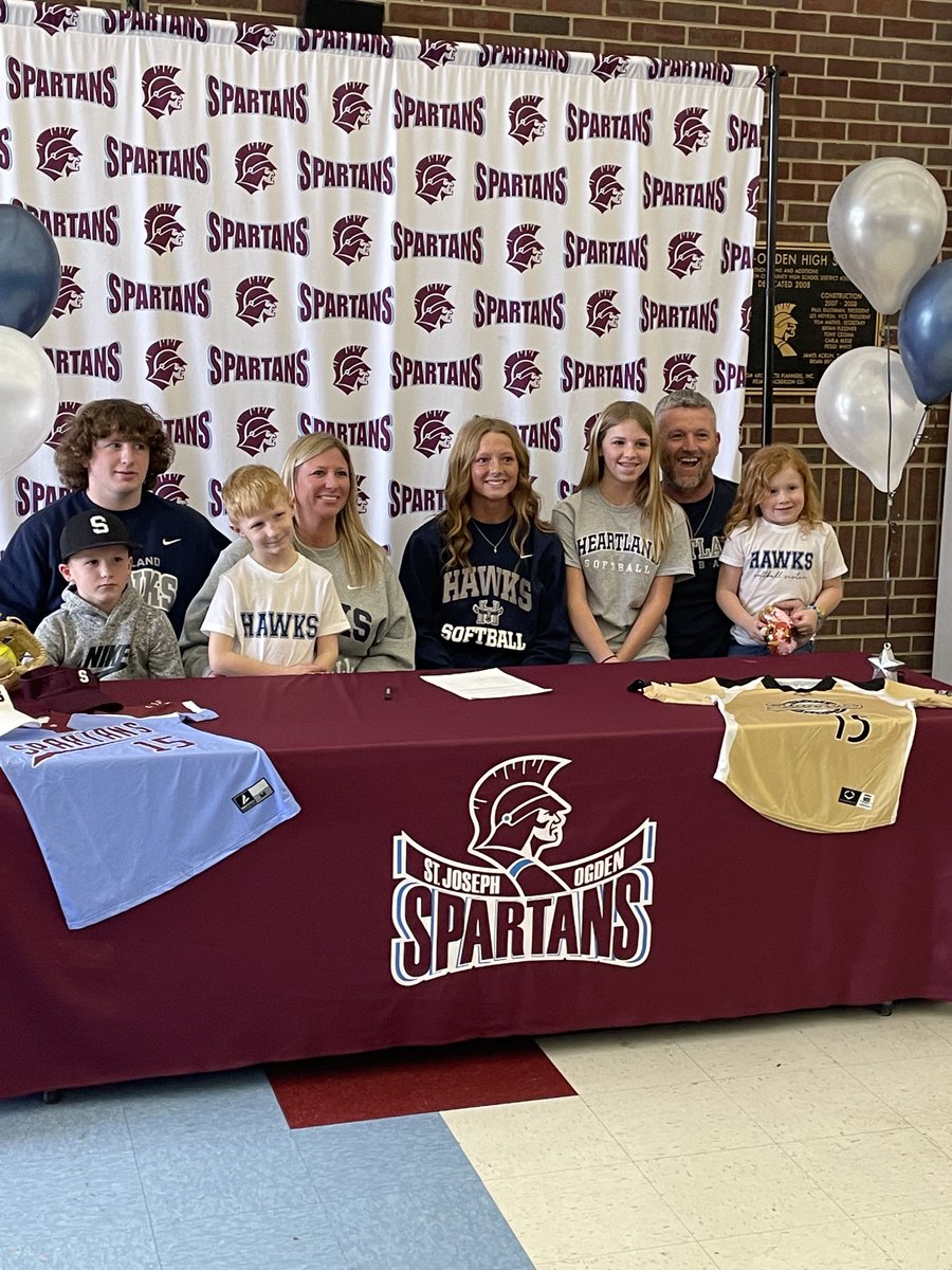 SJOSoftball's tweet photo. A huge Congratulations out to our very own ⁦@peytonj031505⁩ on her signing today with Heartland Community College https://t.co/kivQSeqBQC