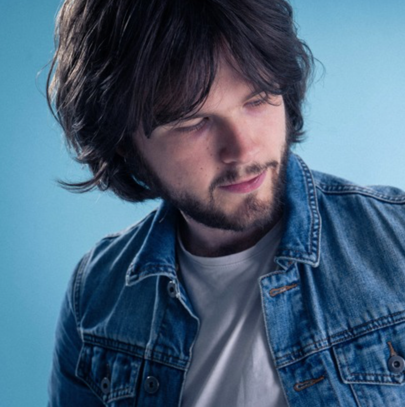 anrfactory's tweet photo. The soulful rhythmicality of the folk singer-songwriter, Mike Blue’s latest single, Saphire, will tattoo itself to your memory from the first euphonically melodic meeting. #singersongwriter #mikeblue #saphire #newmusic #singer #songwriter #folk #soul
https://t.co/9xIPdLcpue https://t.co/pia3BEpwvc