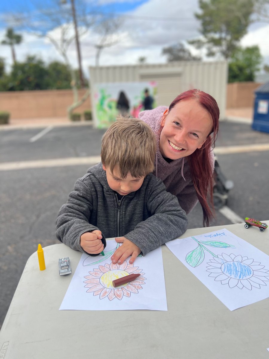 What an incredible day celebrating the mothers of our students at our Mother Engagement event. Mothers and children enjoyed art activities, games and struck a pose at the photo booth. 

Thank you to all the families who were able to attend! 

#SafeKidsStrongFamilies