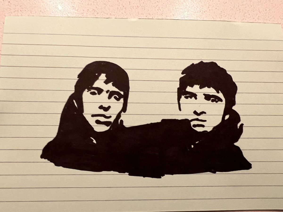 DannyG069's tweet photo. @liamgallagher my daughter Emilie has just drawn this freehand. What do you think? .. …You and your kid will be this close again soon https://t.co/wAfs2rMnyQ