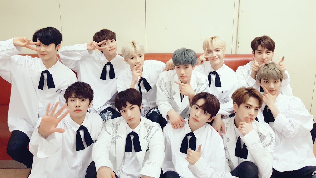 boyznation_'s tweet image. ⠀⠀⇢⠀⠀THE ⠀⠀⠀⋆⠀⠀⠀𝗕𝗢𝗬𝗭⠀⠀⠀▸ ⠀⠀U𝑃DA⠀⠀:⠀⠀𝐓𝐄⠀⠀)   📣  #𝓵ik𝑒𐦍𝕮𝕃ℂ

Es el #𝟶𝟹·𝟸𝟺𖧧t𝑖mē y nosotros ya nos encontramos todos juntos en el backstage de este #c𝕣𝑦tic𝑎𝓵𖤍𝚌omǝ𝚋ack para apoyar a estas lindas chicas en su regreso