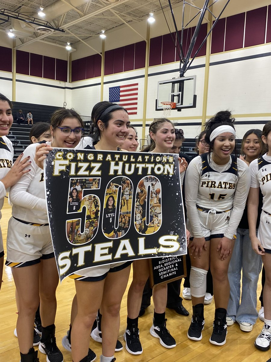 LoriLwilson23's tweet photo. Our fizz got 500 steals we are so proud of you!! And we are not done yet!! @fizz_hutton @lytleisd @TXHSGBB https://t.co/P4lyJoHgex