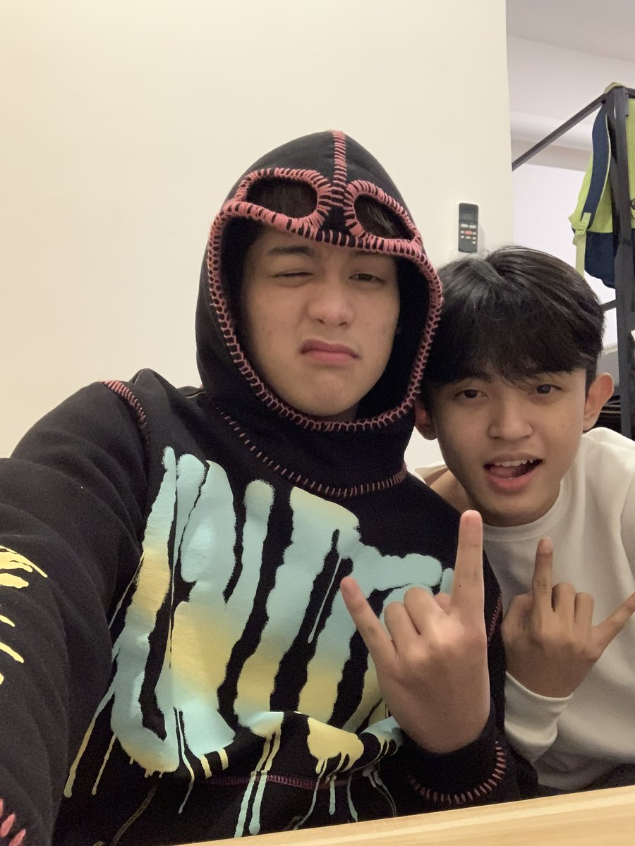 NublaJosh's tweet photo. https://t.co/keIpu9QuRL