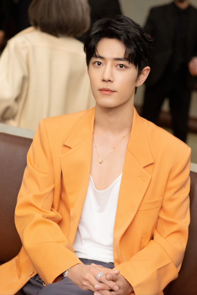 ไม่จม ไม่หาย ออร่าพุ่งกระฉูด โดดเด่ดสมกับเป็นซุปเปอร์สตาร์แถวหน้าท่ามกลางผู้คน
#Xiaozhan
#XiaoZhanxGucciFW23 
#GucciFW23